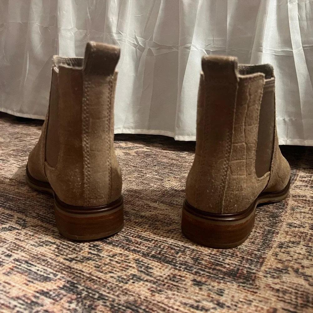 Clarks classic comfortable